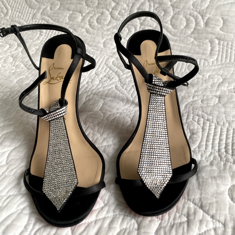 Louboutin women’s T Cab 100 CREPE SATIN/STRASS